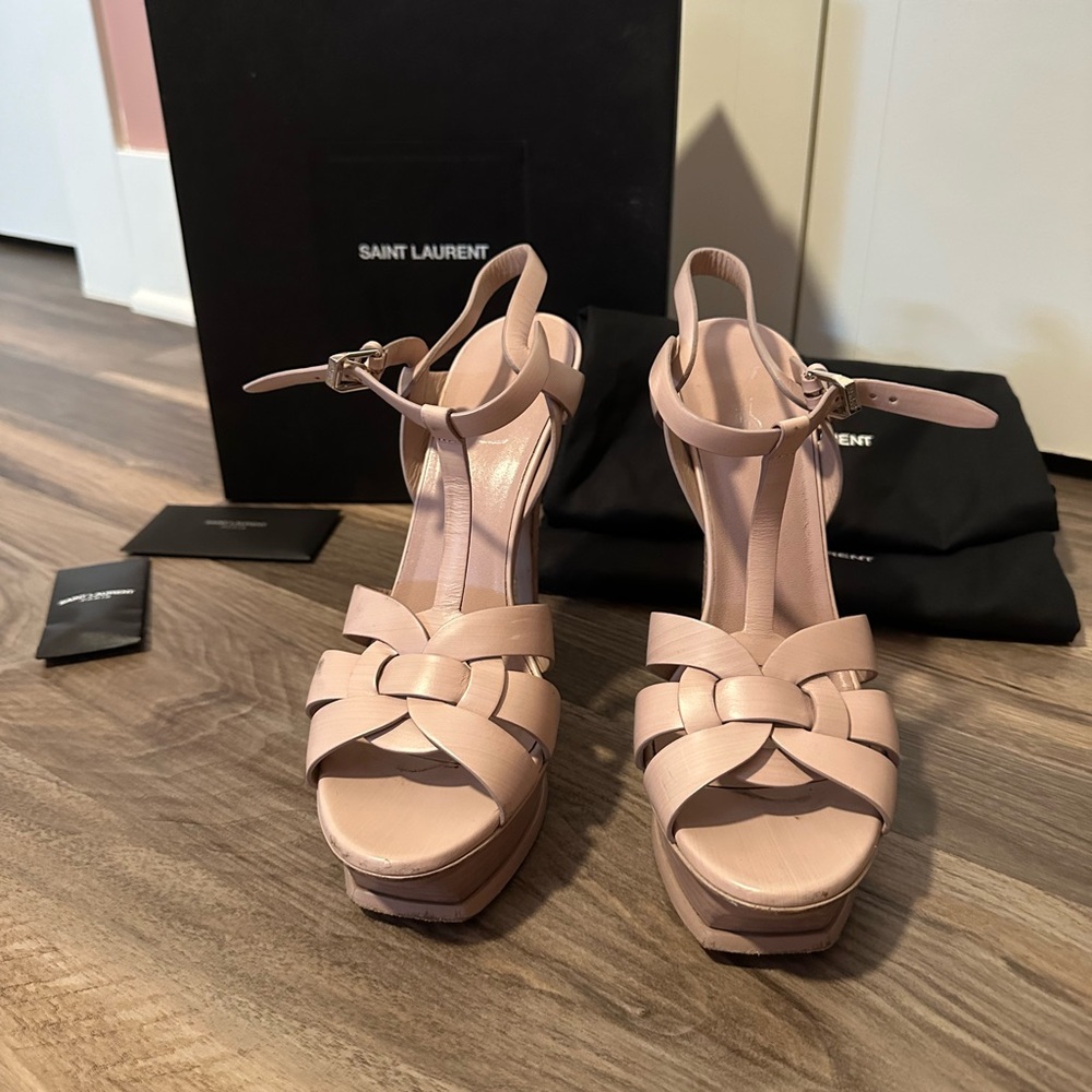 YSL Tribute Sandal Size 40 Blush/Nude Pink